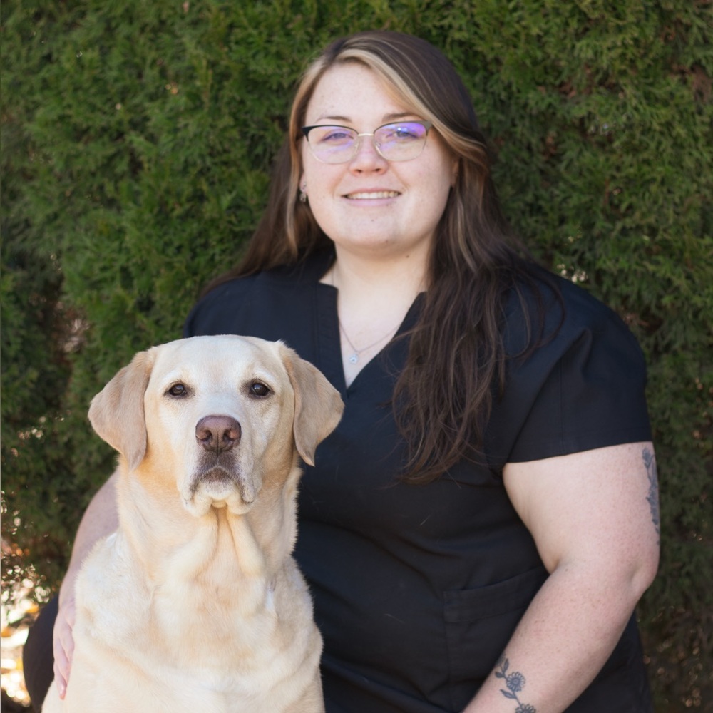 Meet your Posher, Emma